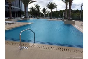 16385 Biscayne Blvd, North Miami Beach, FL 33160, Sold 05/03/22