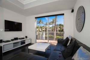 20953 NE 30th Ct, Aventura, FL 33180, Sold 10/20/21