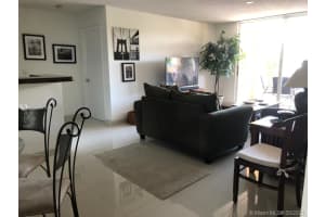 19655 E Country Club Dr, Miami, FL 33180, Sold 07/16/21