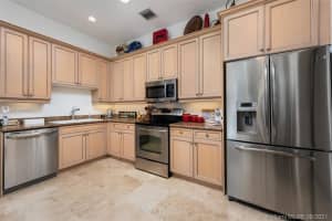 826 Spinnaker Dr E, Hollywood, FL 33019, Sold 07/01/21