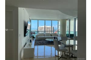 1331 Brickell Bay Dr #1402, Miami, FL 33131, Sold 12/14/21
