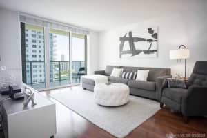 1155 Brickell Bay Dr, Miami, FL 33131, Sold 06/24/21