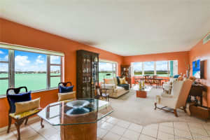 10300 W Bay Harbor Dr #9d, Bay Harbor Islands, FL 33154, Sold 07/02/21