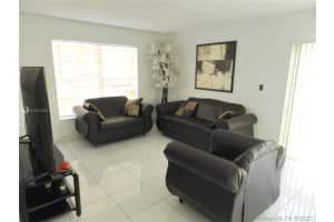 19624 NW 83rd Pl, Hialeah, FL 33015, Sold 06/22/21