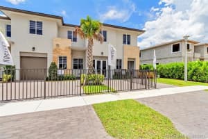 1611 Pioneer Way, Royal Palm Beach, FL 33411, Sold 07/09/21