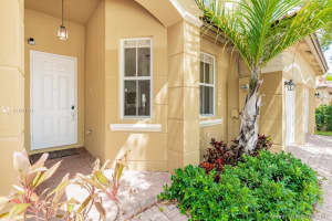 8368 NW 114th Path, Doral, FL 33178, Sold 08/31/21