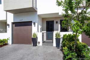 447 SW 91st Ave, Miami, FL 33174, Sold 07/23/21