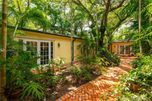 7220 Erwin Rd, Coral Gables, FL 33143, Sold 07/09/21