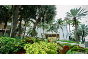 1621 Collins Ave, Miami Beach, FL 33139, Sold 04/21/22