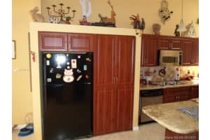 2611 Parkview Dr S, Hallandale Beach, FL 33009, Sold 06/23/21