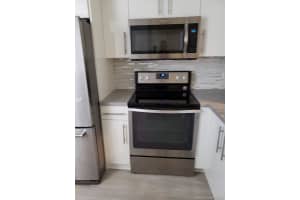 2950 NE 201st Terrace APT E214, Aventura, FL 33180, Sold 09/10/21