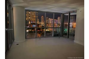 Jade at Brickell Bay, 1331 Brickell Bay Dr, Miami, FL 33131, Sold 08/10/21