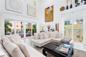 140 Jefferson Ave, Miami Beach, FL 33139, Sold 06/07/21