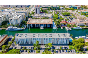 1600 SE 15th St, Fort Lauderdale, FL 33316, Sold 07/02/21