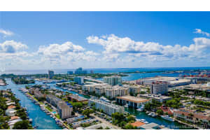 1600 SE 15th St, Fort Lauderdale, FL 33316, Sold 07/02/21