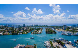 1600 SE 15th St, Fort Lauderdale, FL 33316, Sold 07/02/21