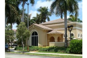 8980 W Flagler St, Miami, FL 33174, Sold 07/02/21