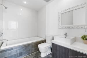 Marquis Residences, 1100 Biscayne Blvd, Miami, FL 33130, Sold 06/07/21