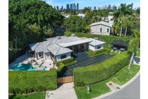 22 N Hibiscus Dr, Miami Beach, FL 33139, Sold 10/01/21