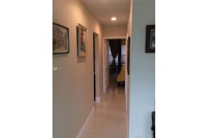 215 SE 3rd Ave #501c, Hallandale Beach, FL 33009, Sold 08/03/21