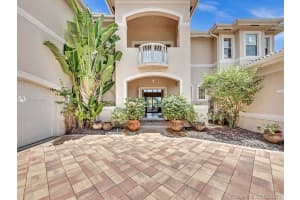 2846 Juniper Ln, Davie, FL 33330, Sold 10/08/21