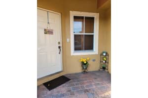 10628 SW 8th St, Pembroke Pines, FL 33025, Sold 07/12/21