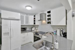 811 SE 4th Ave APT C201, Dania Beach, FL 33004, Sold 07/14/21
