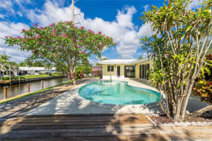 840 SW 7th St, Boca Raton, FL 33486, Sold 08/06/21
