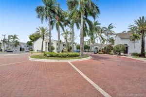 9743 NW 48th Terrace, Doral, FL 33178, Sold 08/08/22