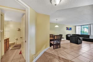 9743 NW 48th Terrace, Doral, FL 33178, Sold 08/08/22