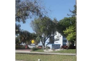 9460 Fontainebleau Blvd, Miami, FL 33172, Sold 07/30/21