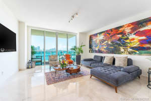 3330 NE 190th St, Aventura, FL 33180, Sold 08/17/21