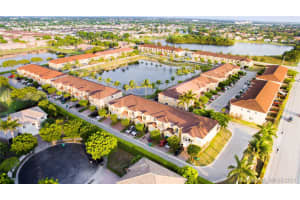 16670 SW 70th St, Miami, FL 33193, Sold 07/20/21