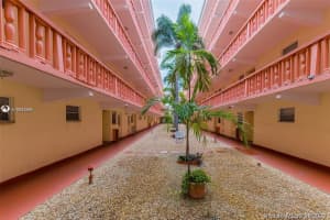 215 SE 3rd Ave #302c, Hallandale Beach, FL 33009, Sold 10/05/21