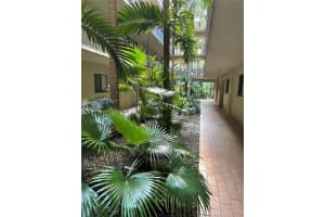 8635 NW 8th St, Miami, FL 33126, Sold 07/14/21