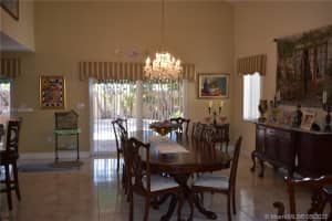 5424 NW 111th Ct, Doral, FL 33178, Sold 09/10/21