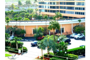 3589 S Ocean Blvd, South Palm Beach, FL 33480, Sold 05/31/22