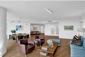 19955 NE 38th Ct, Aventura, FL 33180, Sold 08/27/21