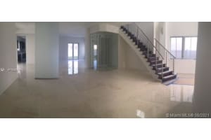 8329 NW 34th St, Doral, FL 33122, Sold 10/29/21