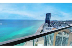 18975 Collins Ave, Sunny Isles Beach, FL 33160, Sold 08/12/21