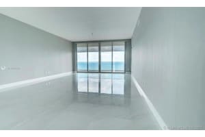 18975 Collins Ave, Sunny Isles Beach, FL 33160, Sold 08/12/21