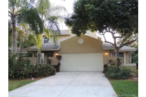 2071 Island Cir, Weston, FL 33326, Sold 03/28/22