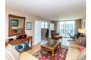 9273 Collins Ave, Surfside, FL 33154, Sold 08/03/21
