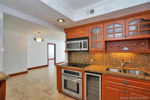 5701 Collins Ave, Miami Beach, FL 33140, Sold 10/29/21
