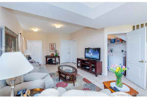 8924 W Flagler St, Miami, FL 33174, Sold 08/26/21