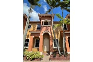 10563 SW 6th St, Pembroke Pines, FL 33025, Sold 07/02/21