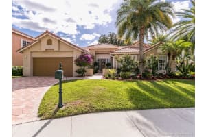 1043 Laguna Springs Dr, Weston, FL 33326, Sold 07/19/21