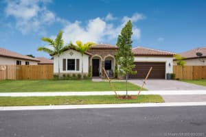 2710 SE 2nd St, Homestead, FL 33033, Sold 07/06/21