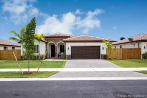 2710 SE 2nd St, Homestead, FL 33033, Sold 07/06/21