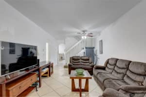 324 Spruce St, Boynton Beach, FL 33426, Sold 08/10/21